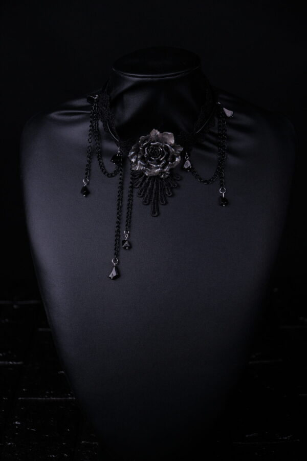 Ashen Rose