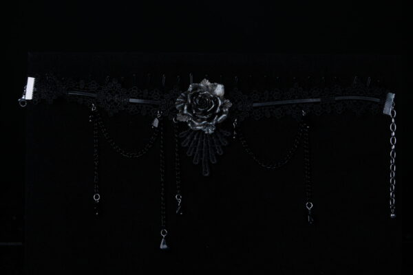 Ashen Rose - 图片 3